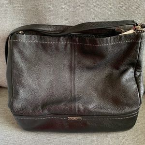 ❤️❤️SOLD❤️❤️Large Coach Black